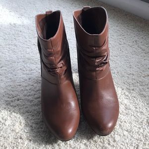 Women’s. Size 8.5. Brown booties